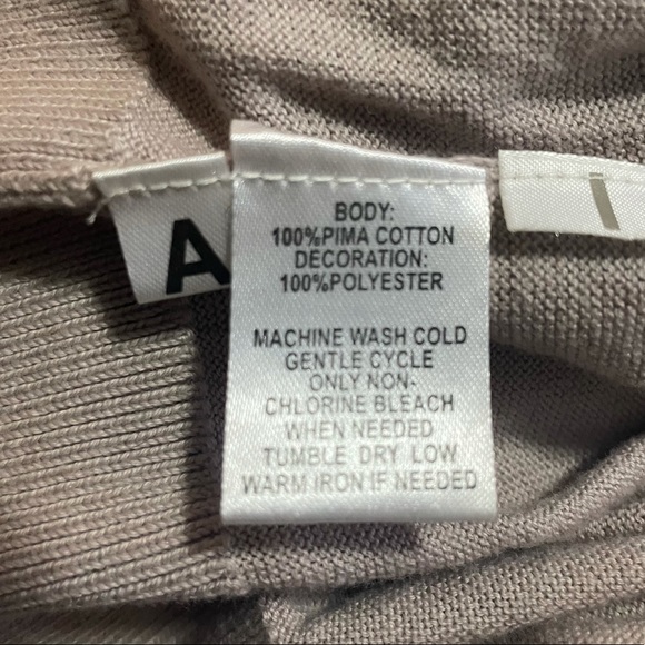 Loft Ruffle V-Neck Lightweight Cardigan - Picture 6 of 13